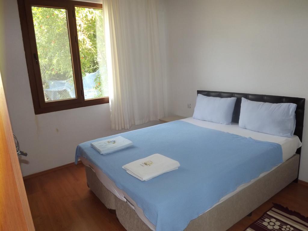 Bed and Breakfast George House Фаралия Экстерьер фото
